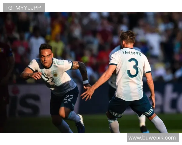 独立队与图库曼圣马丁的激烈对决揭示了阿根廷足球的竞争魅力与战术较量