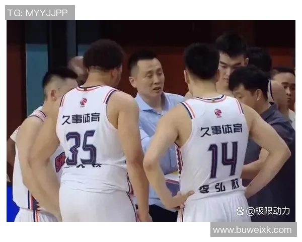 辽宁男篮遭遇两连败，季后赛前景堪忧